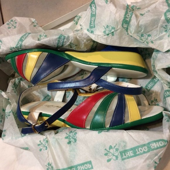 Comfort Zone Shoes - Vintage Comfort Zone Rainbow Colors Heel Shoes 6.5